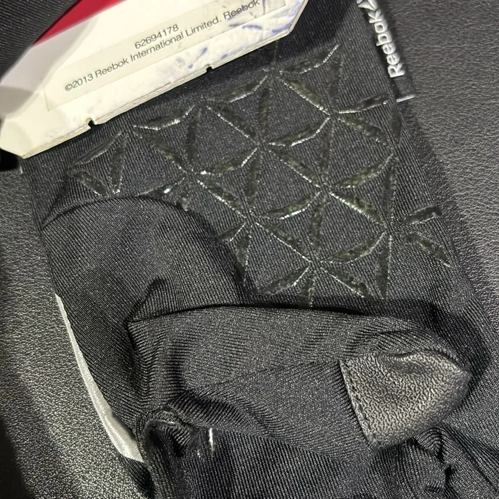 Reebok Running Gloves,tech touch,reflective, grip palm OSFM